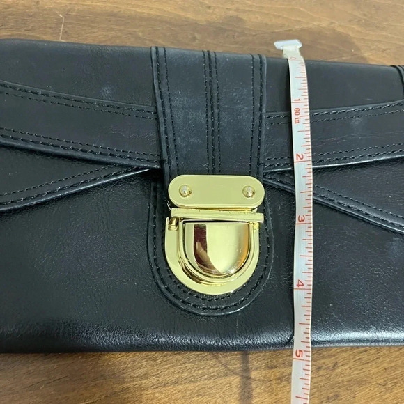 Beautiful! Nordstrom black leather wristlet - Picture 2 of 11